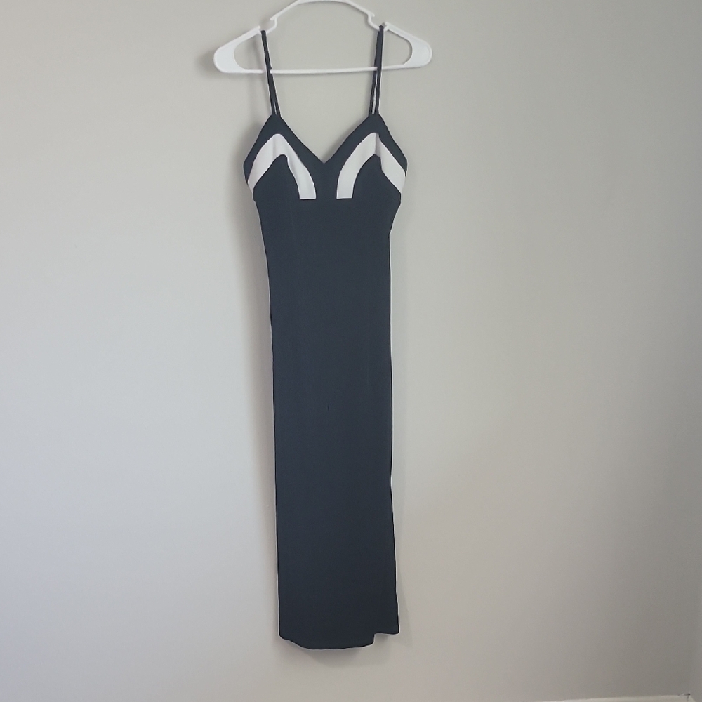 Jessica McClintock Black Maxi Slip Dress with White Bust Panels